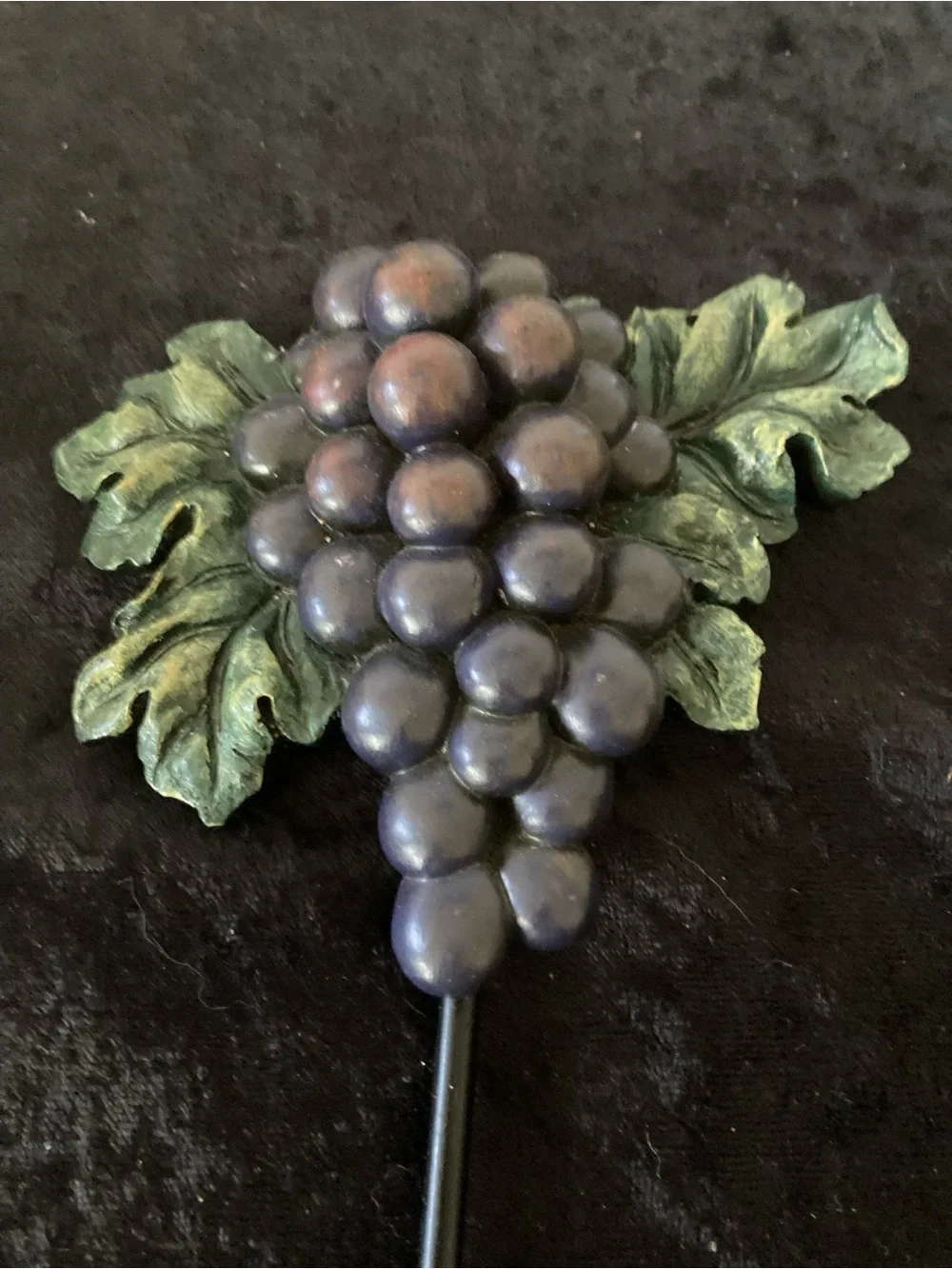 Grape Cluster Wall Hook in Purple and Green - Unbranded